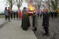 Oddanie hołdu powstańcom przez władze samorządowe