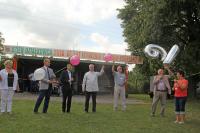 W niebo wypuszczono 61 balonów 