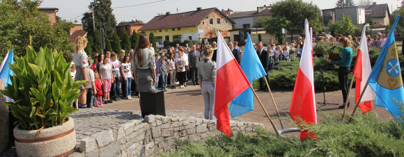 Uroczystości przy Pomniku Lotników Uroczystości przy Pomniku Lotników