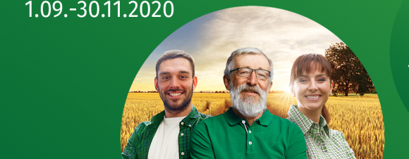 banner powszechnego spisu rolnego, na zdjęciu 3 osoby na tle pola